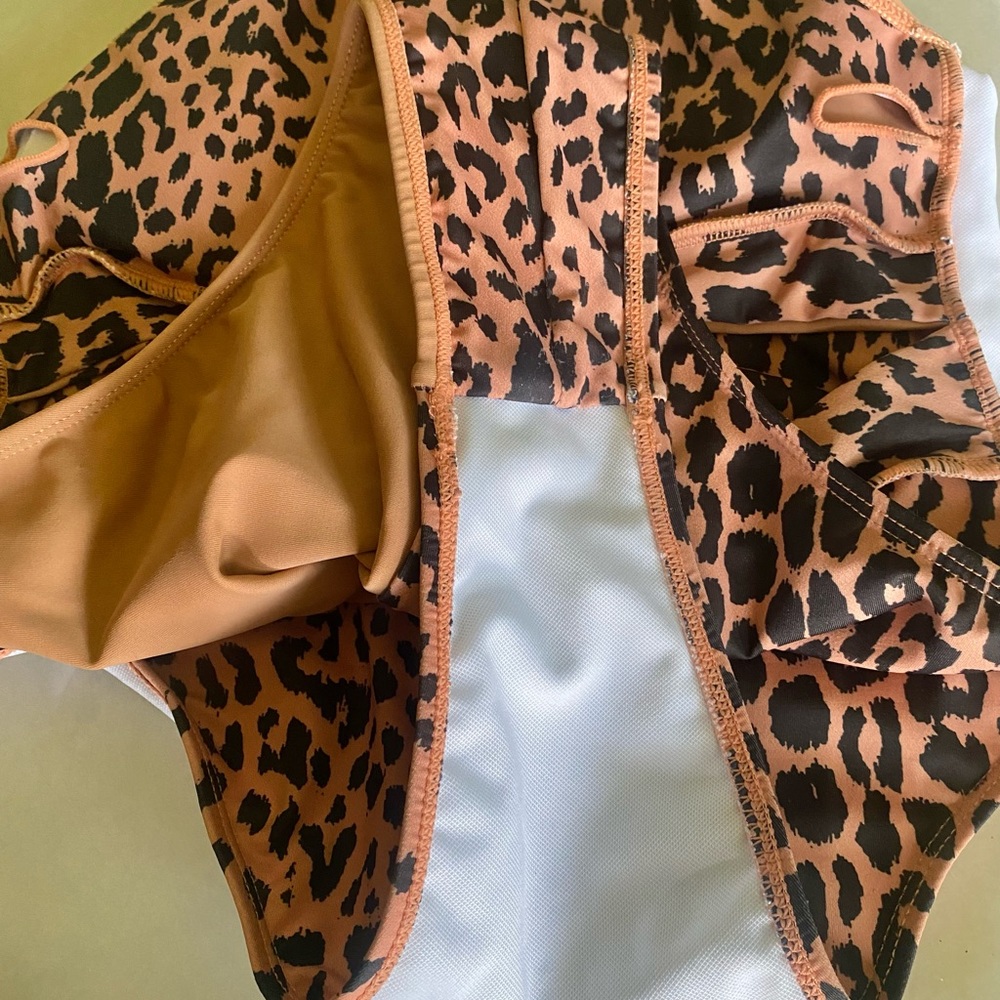 SHEIN Cheetah One Piece Swimsuit - Picture 8 of 9